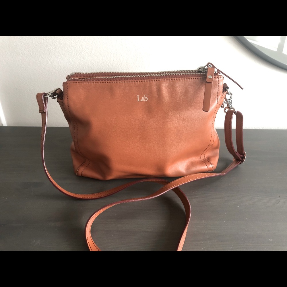 Lo & Sons Pearl crossbody bag